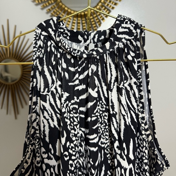 Milano - Black and White Animal Print Top - Picture 4 of 6